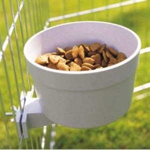 Savic Crock Feeding Dish with Screw Fastening - годівниця з кріпленням у клітку, пластик Savic Crock Feeding Dish with Screw Fastening - годівниця з кріпленням у клітку, пластик